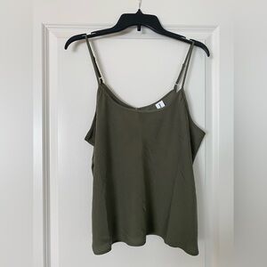 Abound Women's Camisole Top EUC Green size XL